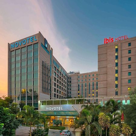 Novotel Bengaluru Outer Ring Road Экстерьер фото