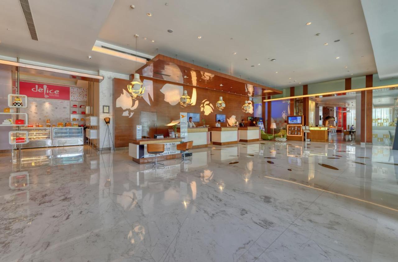 Novotel Bengaluru Outer Ring Road Экстерьер фото