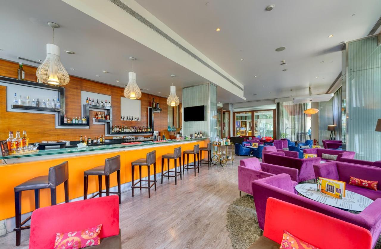 Novotel Bengaluru Outer Ring Road Экстерьер фото