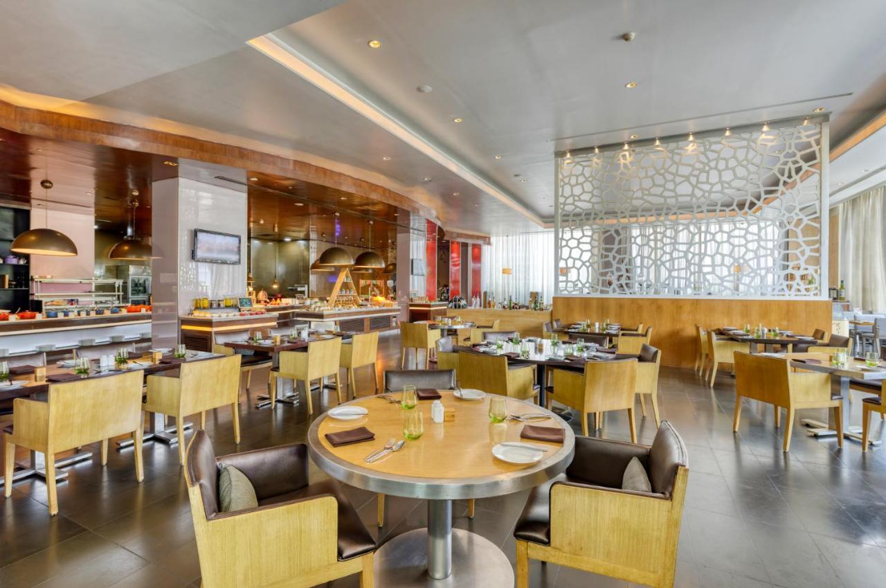 Novotel Bengaluru Outer Ring Road Экстерьер фото