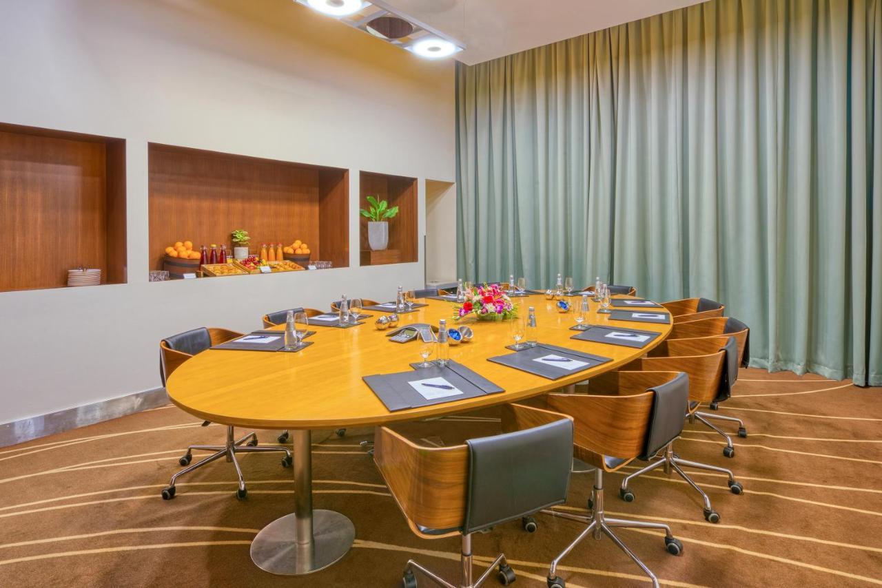 Novotel Bengaluru Outer Ring Road Экстерьер фото
