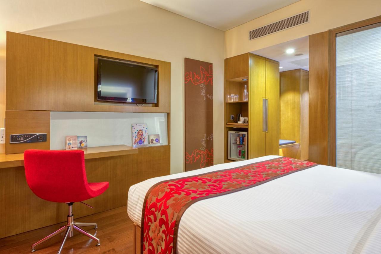 Novotel Bengaluru Outer Ring Road Экстерьер фото