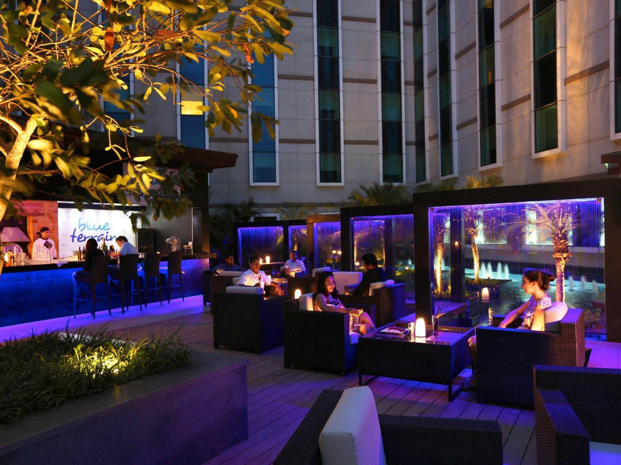 Novotel Bengaluru Outer Ring Road Экстерьер фото