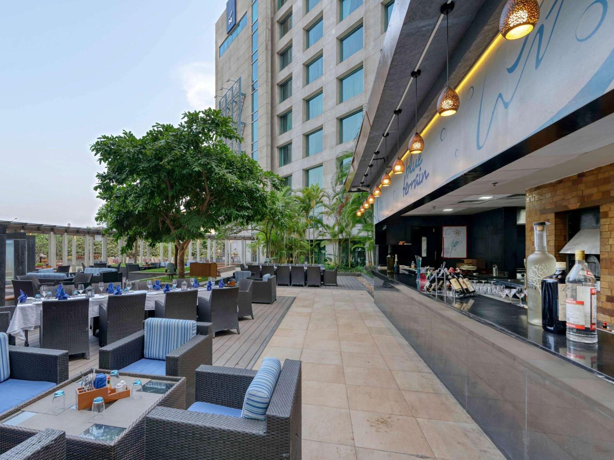 Novotel Bengaluru Outer Ring Road Экстерьер фото
