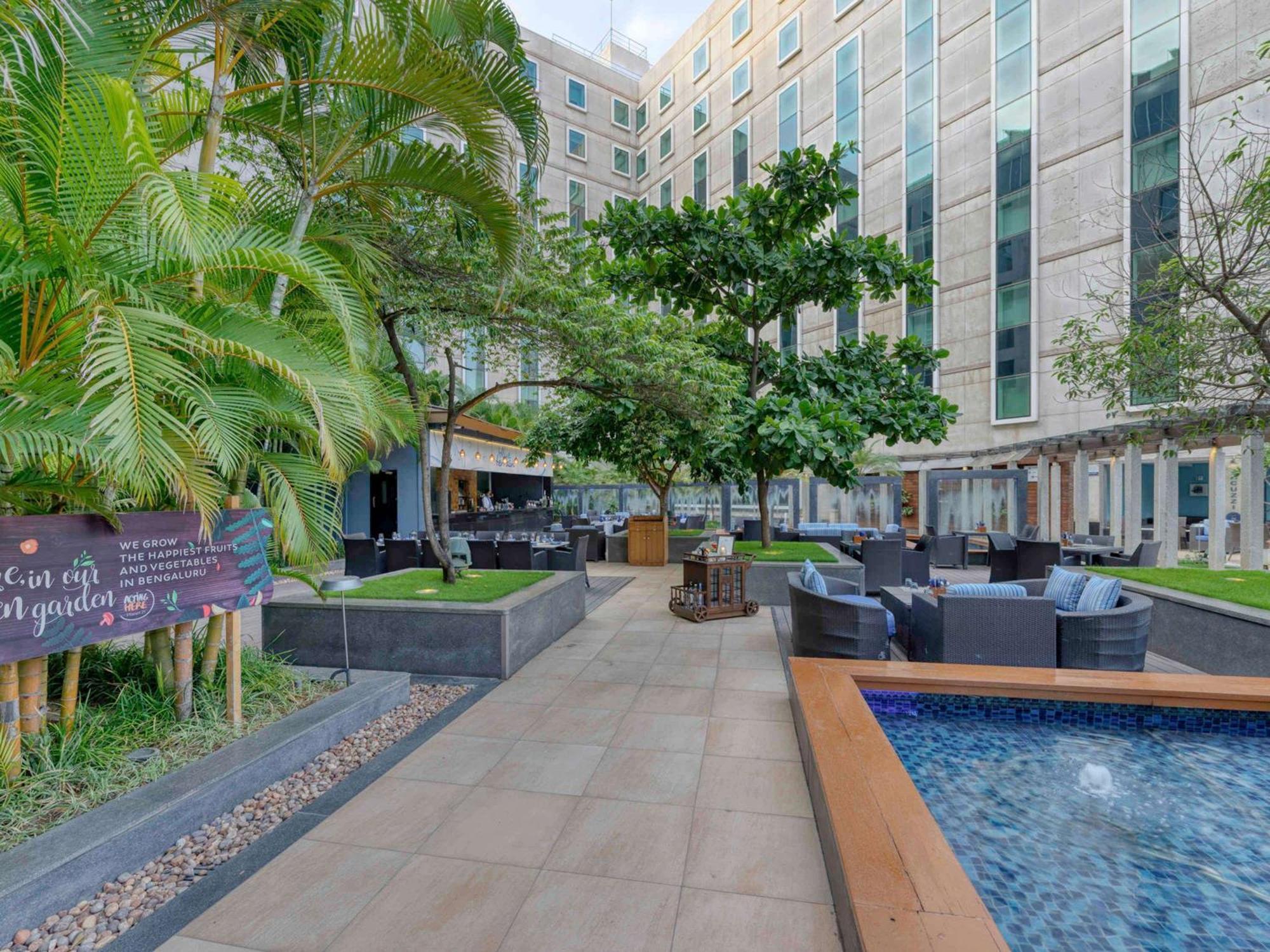 Novotel Bengaluru Outer Ring Road Экстерьер фото
